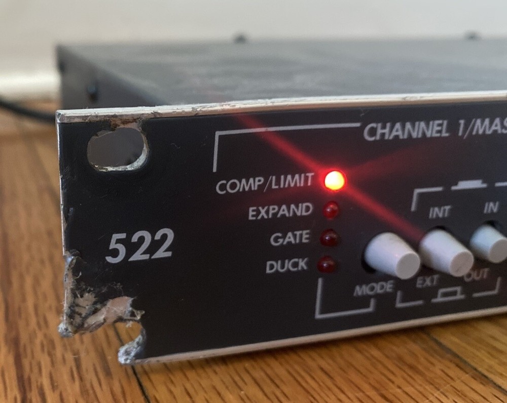 READ Vintage Symetrix 522 2 Channel Unit Compressor Limiter Expander Gate Ducker