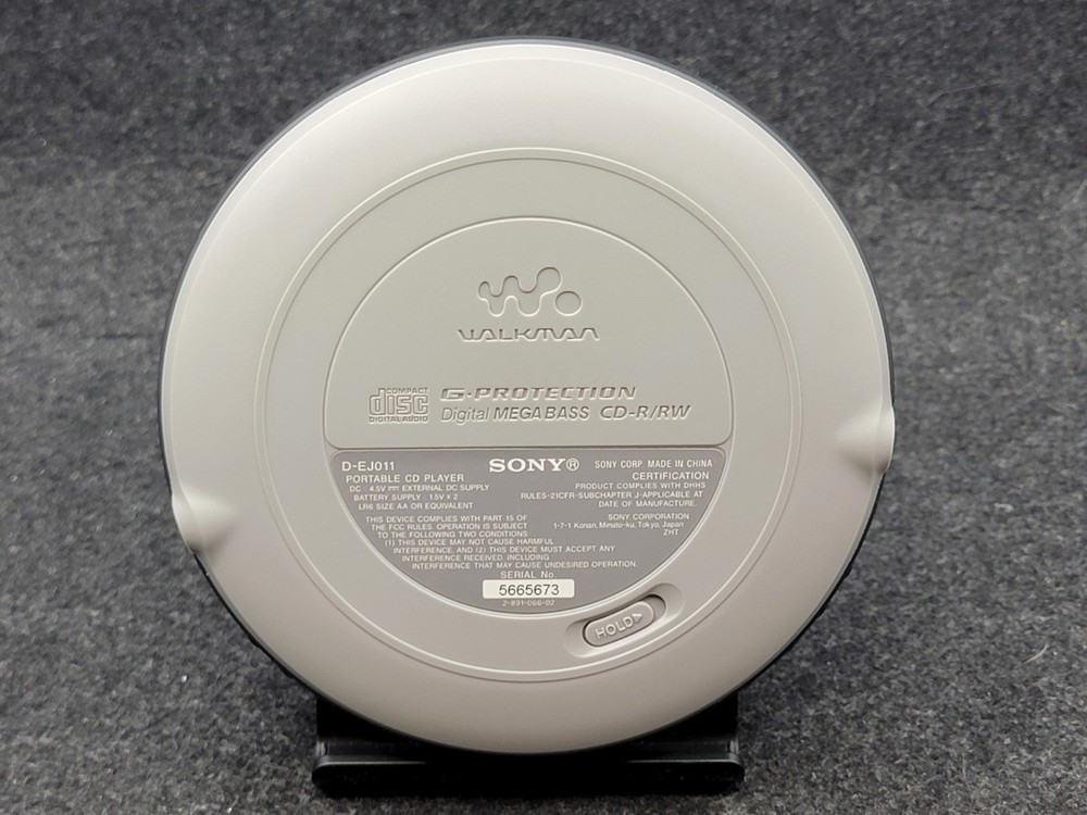Sony D-EJ011 CD Walkman Portable CD Player Discman - Silver [Tested]