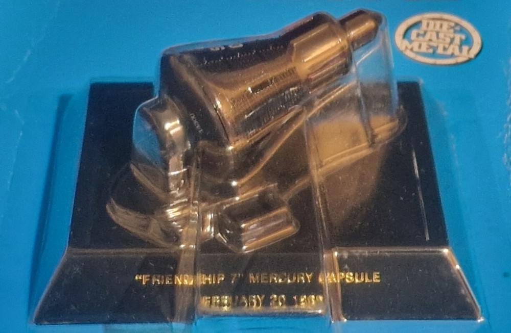 Space : Friendship 7, Eagle Lunar module, Columbia command module diecast set