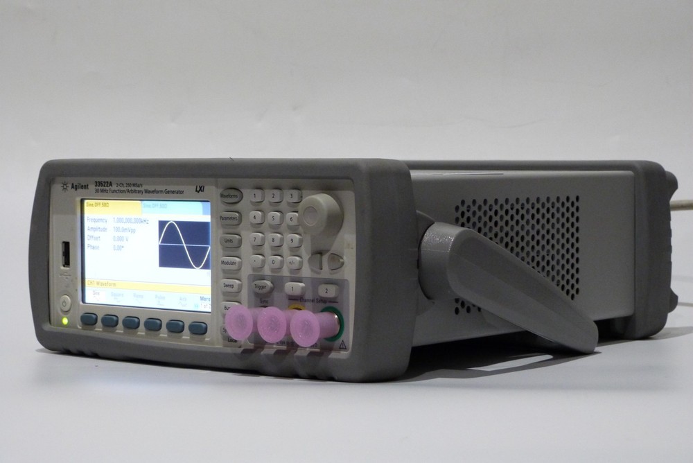 AGILENT HP-33522A