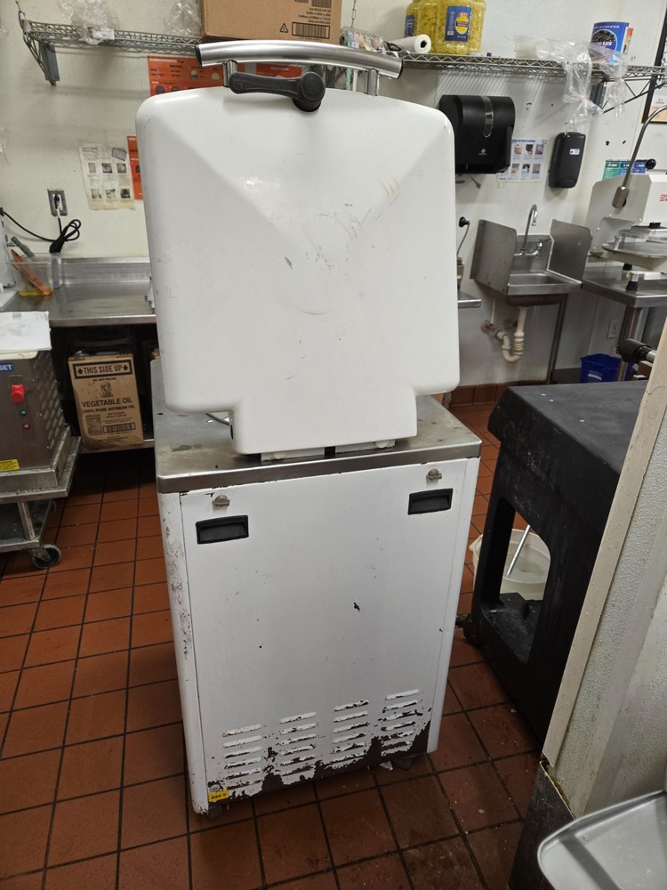 XEBECO dough divider machine in perfect working condition.