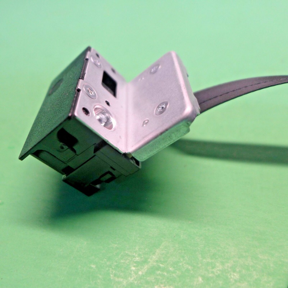 Dell PowerEdge R640 Right Rack Latch Assembly WTDVM