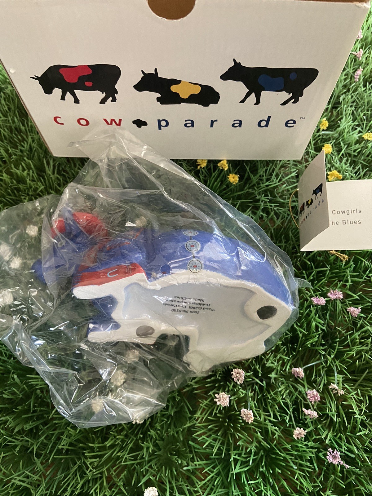 Cow Parade Even Cowgirls Get The Blues 2001 Complete w/ Box & Tag Item #9180