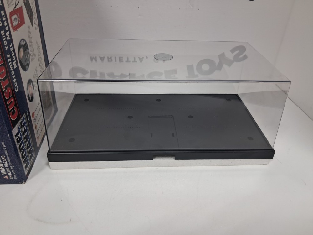 Model Maker Custom Case 1/18 scale Acrylic Model Display