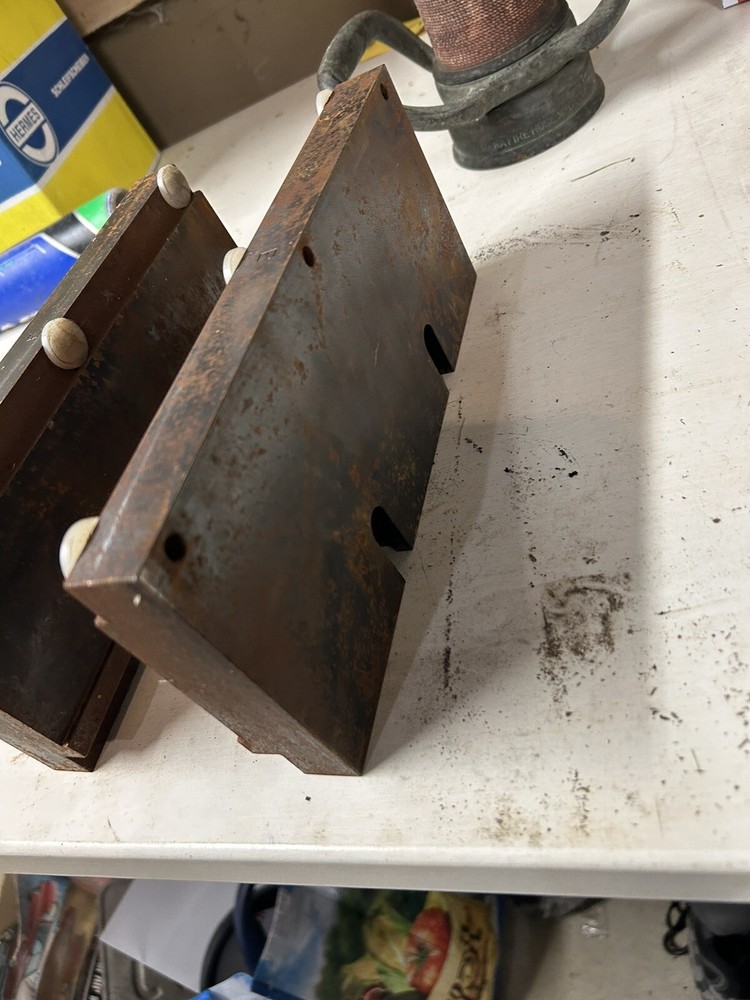 kurt vise jaws E . Haas