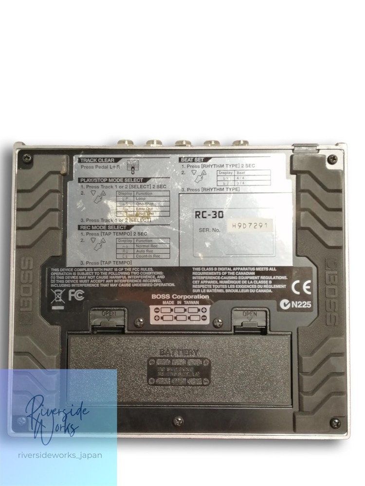 BOSS RC-30 Loop Station Effect Pedal