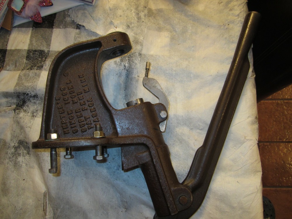 Herters Super Model 3 Reloading Press