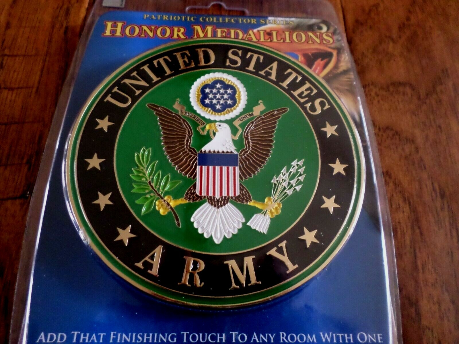 U.S ARMY METAL MEDALLION ENAMEL SHADOW BOX PRESENTATION EMBLEM PLAQUE 4" X 4"