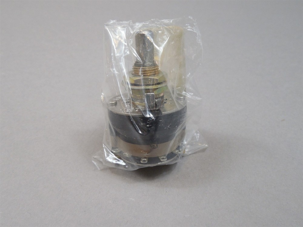 NOS - Grayhill 44D30-01-1-ADJN Potentiometer