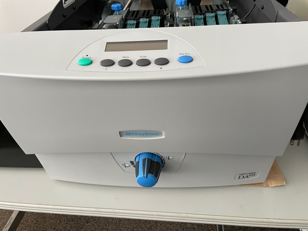 Pitney Bowes DA95f Address Printer w/NEW synchronized feeder (in original box)