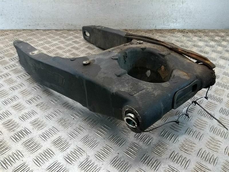 Triumph SPEED FOUR 600 (02-06) Swinging Arm
