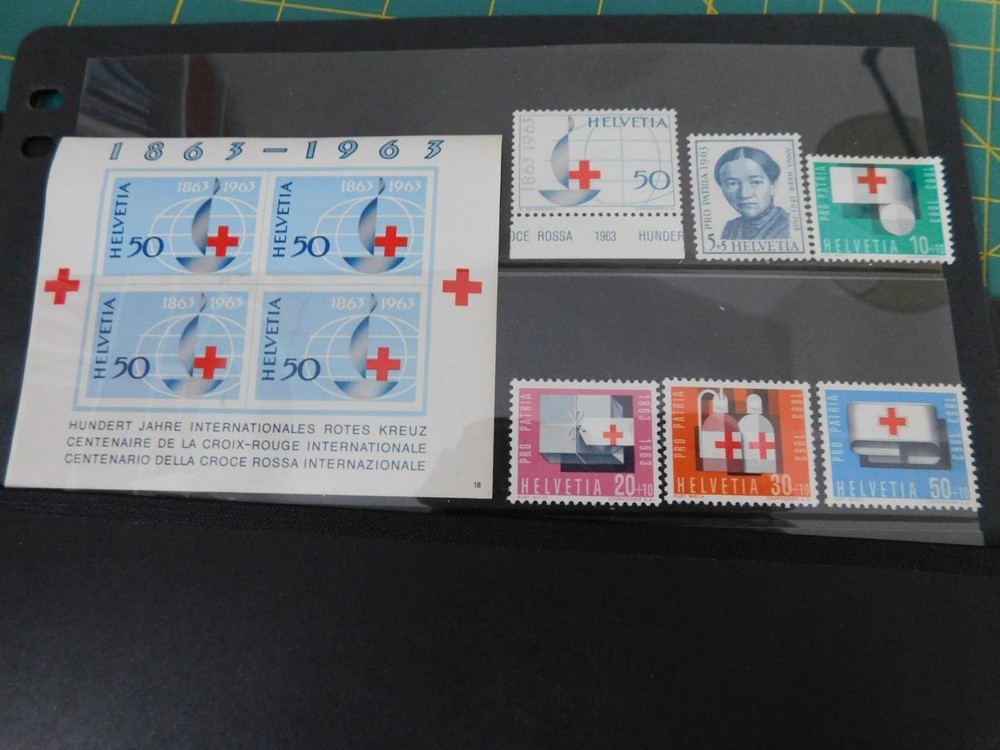 SWITZERLAND-RED CROSS MINI SHEET & SET, MINT LIGHT HINGE