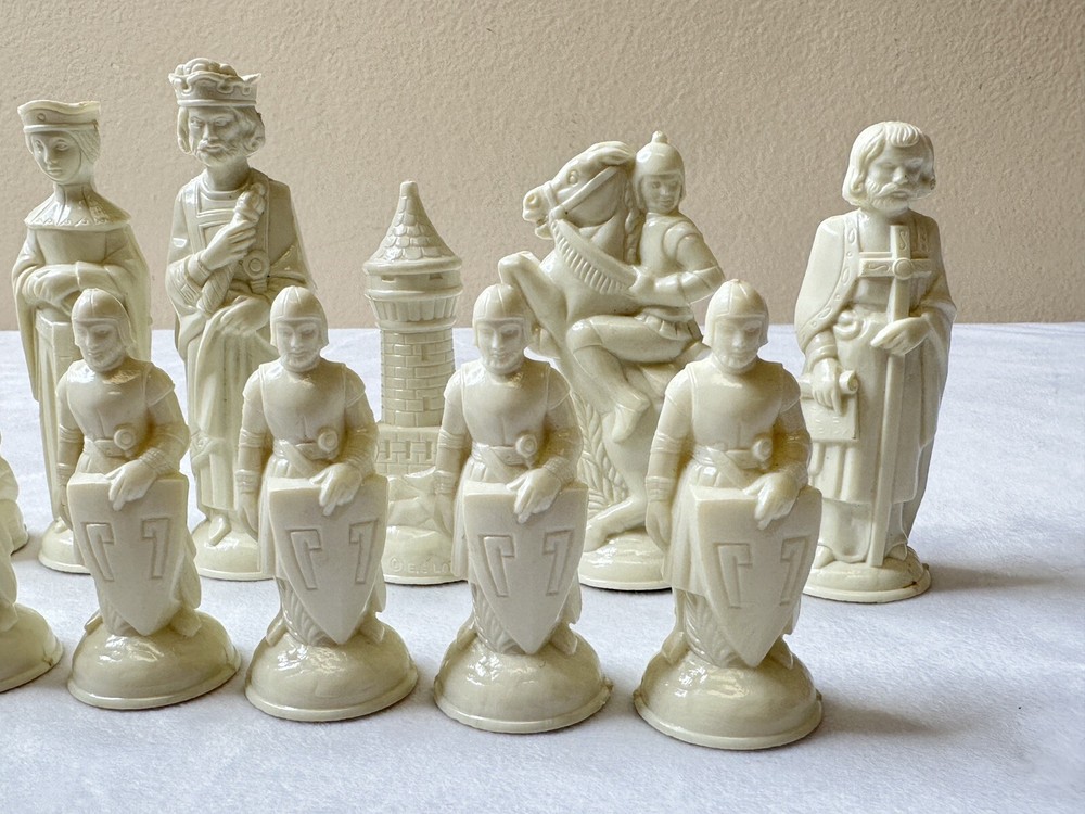 VTG ES LOWE ANRI Renaissance Complete White Side Chess Set Replacement Pieces
