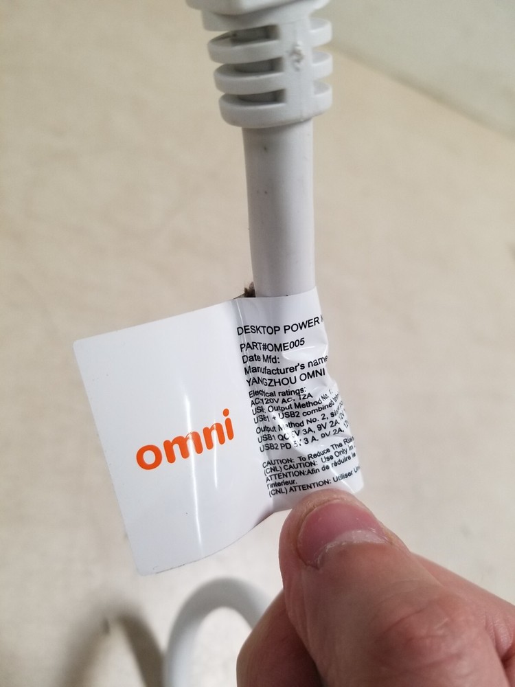 Omni Desktop Power Module 3 Duplex 1 USB Edge Clamp White