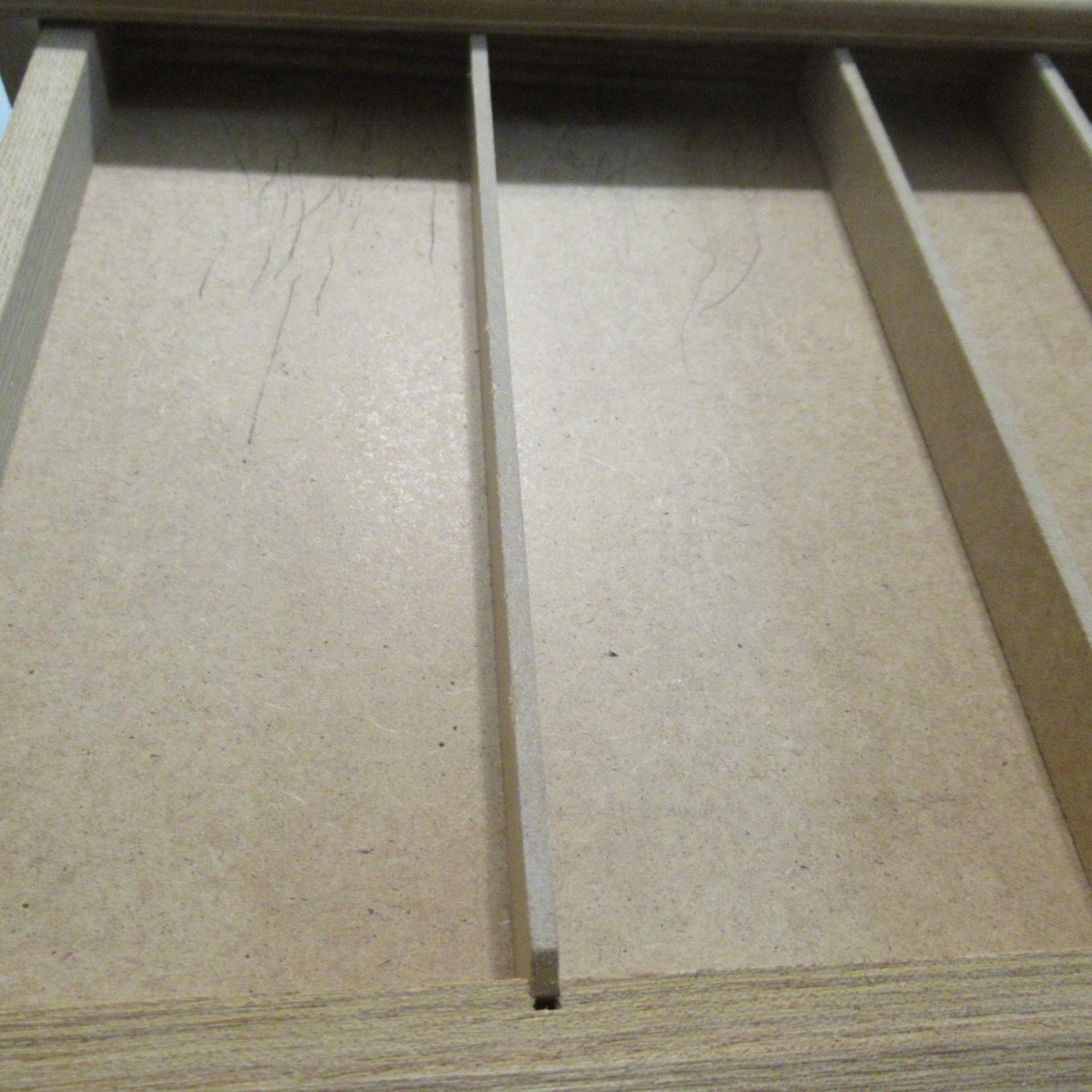 USART SUPPLY 3 DRAWER PAINTING ART CASE