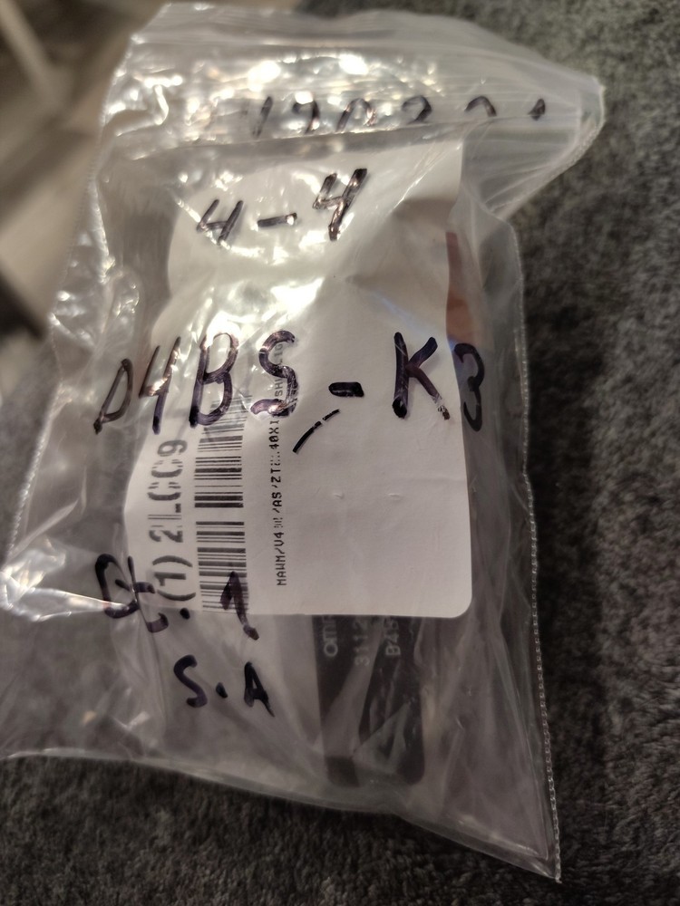 OMRON D4BS-K3 / D4BSK3 (NEW )