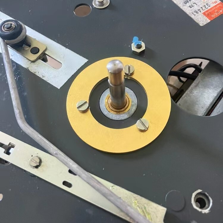 turntable Reinforcing panel Bearing fixed flange for Lenco L75