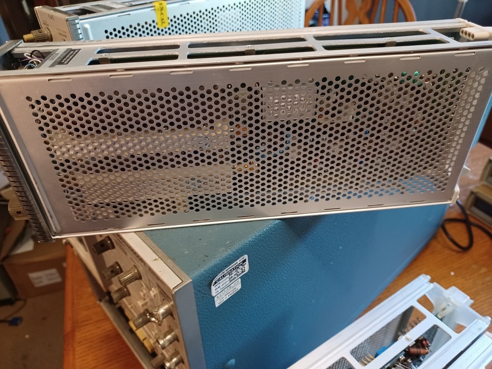 TEKTRONIX 7A29 1GHz Amplifier Vertical Plugin / Module