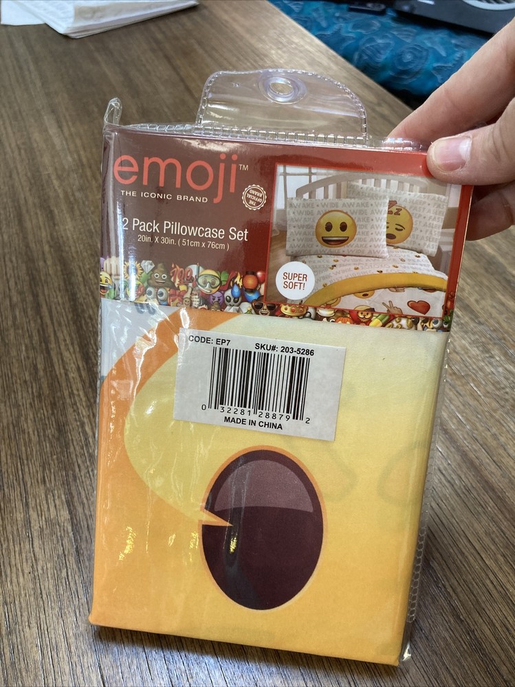 Emoji - 2 Pack Standard Pillowcase Set 20" x 30"