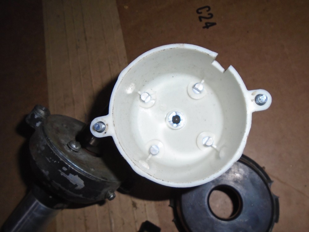 used Distributor for 2-cylinder TJD Wisconsin Engine,