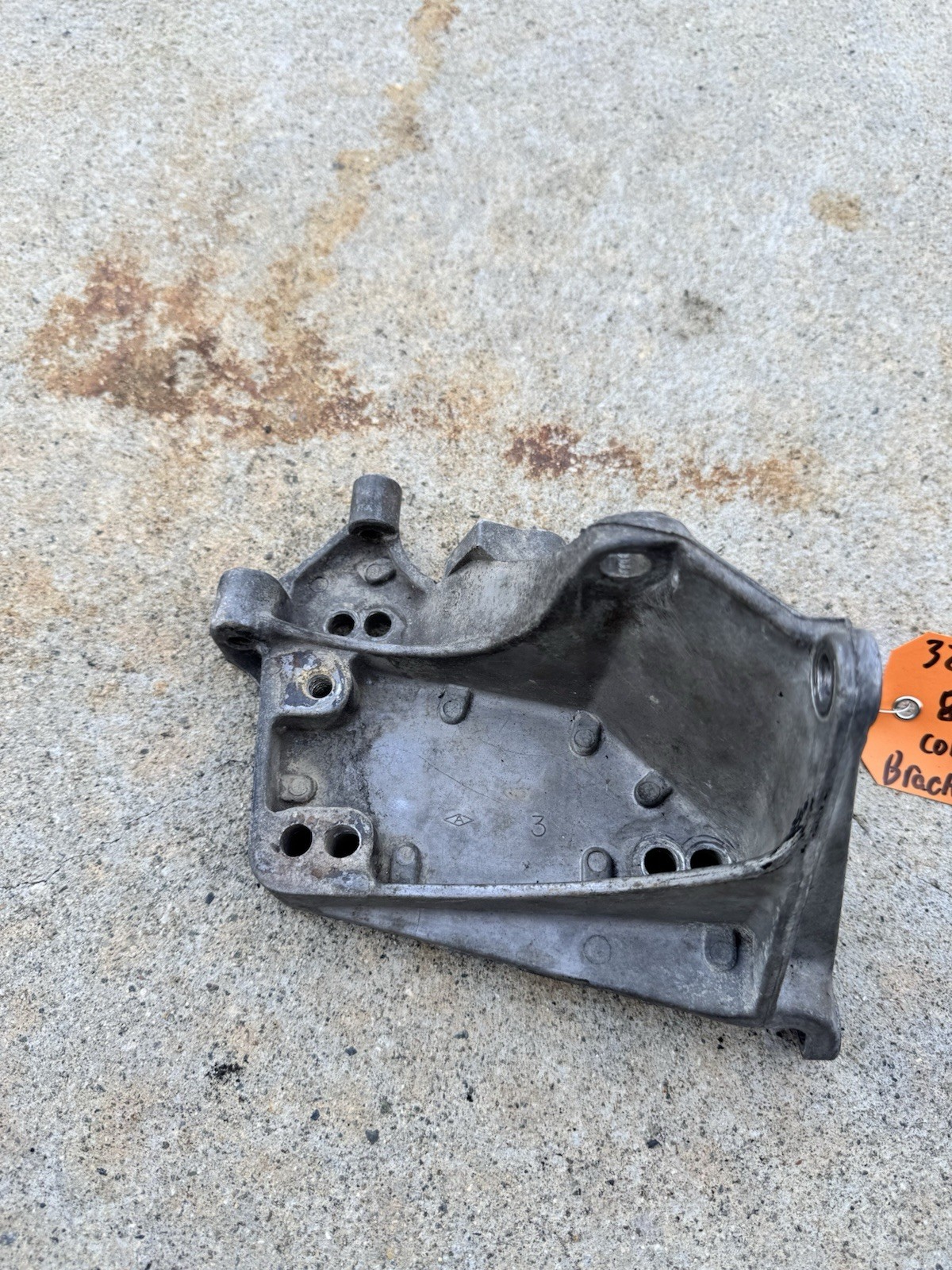 81-86 Jeep CJ 4.2L 6cyl Compressor Mounting Bracket 3237579