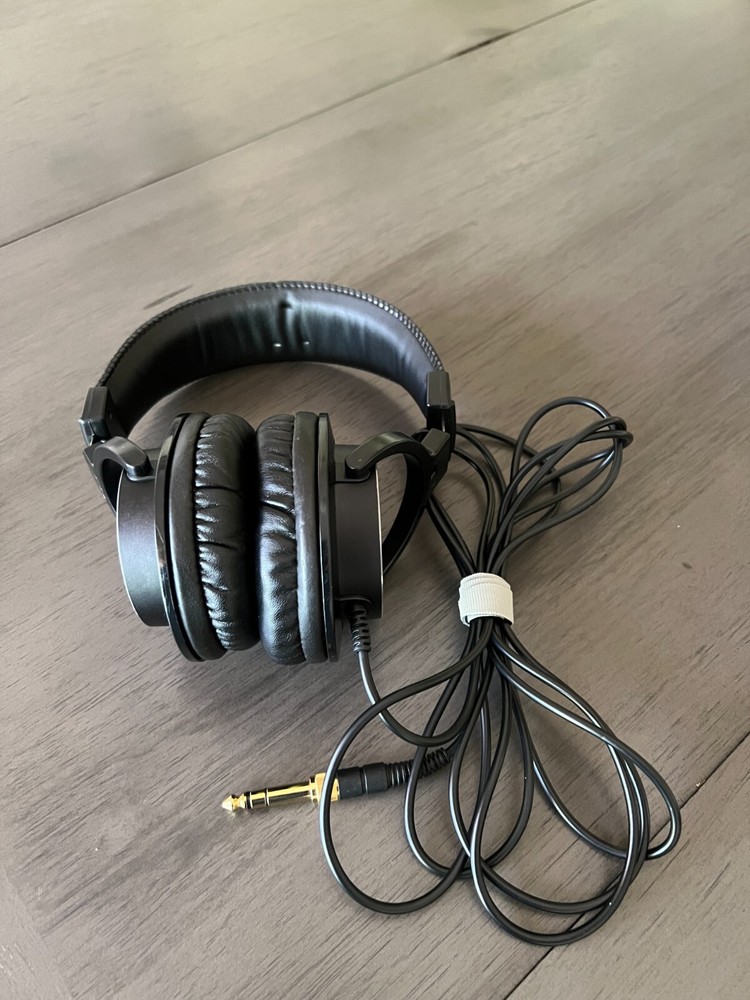 studio headphones