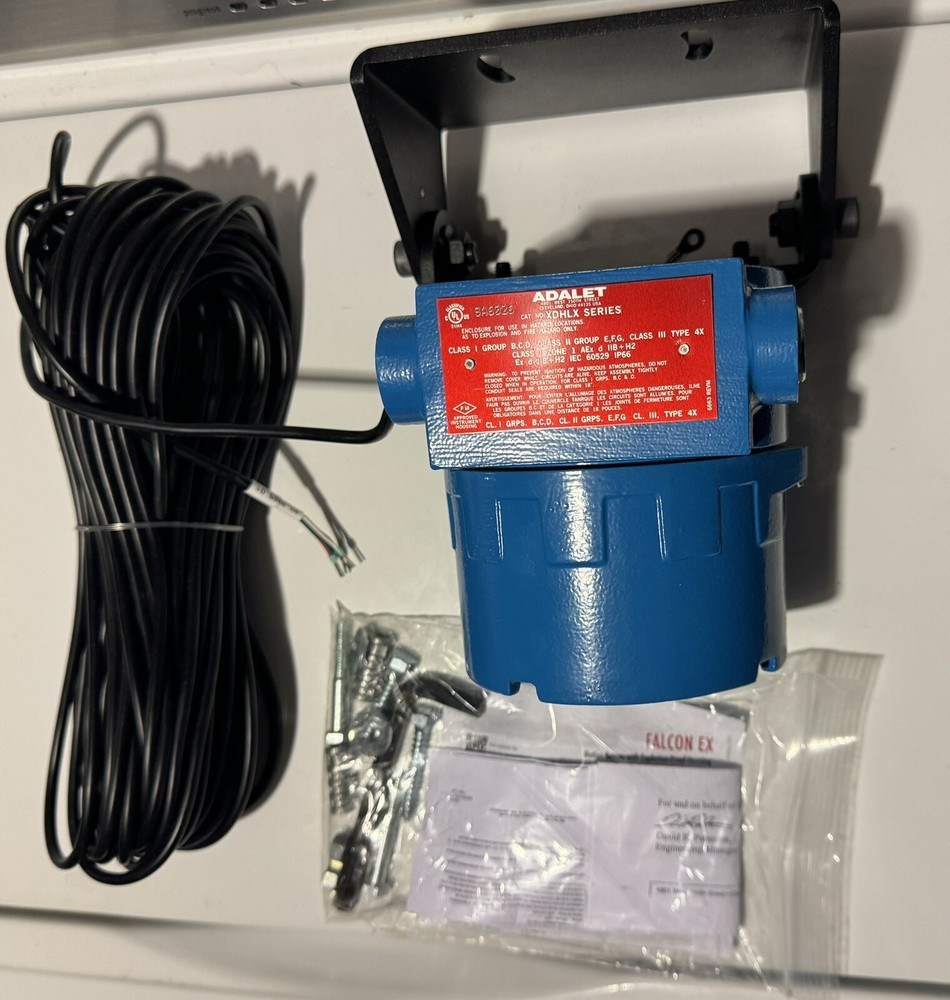 NEW BEA 10FALCONEX100 MOTION SENSOR WITH EXPLOSION-PROOF / FLAME-PROOF HOUSING