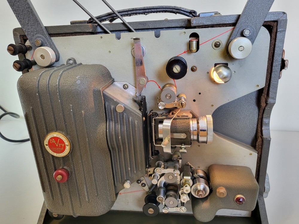 DeVry Bantom 16mm Projector w/ Tube Sound Amplifier - Powers On Nice Condition!