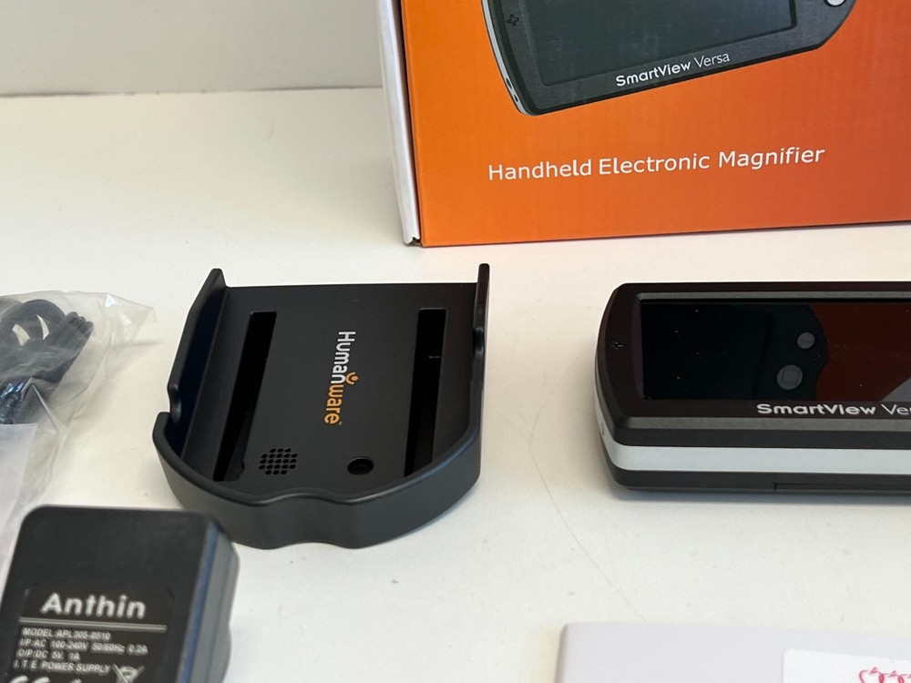 Humanware SmartView Versa Handheld Electronic Magnifier - Read Condition