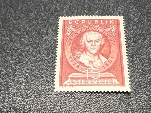 Austria 575 MH