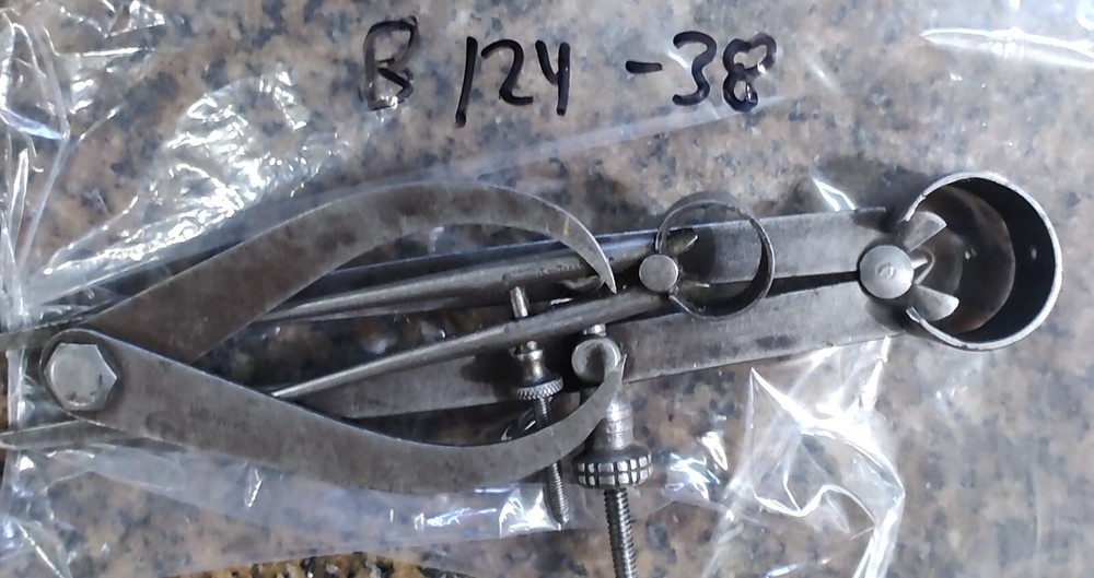 🗽VINTAGE CALIPER SET 3PCS