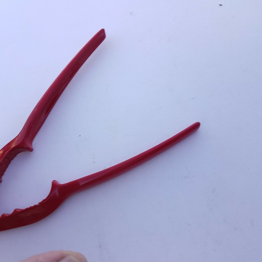 Red Nut Cracker Sheller Walnut Plier Pecan Clip 15.5cm Long
