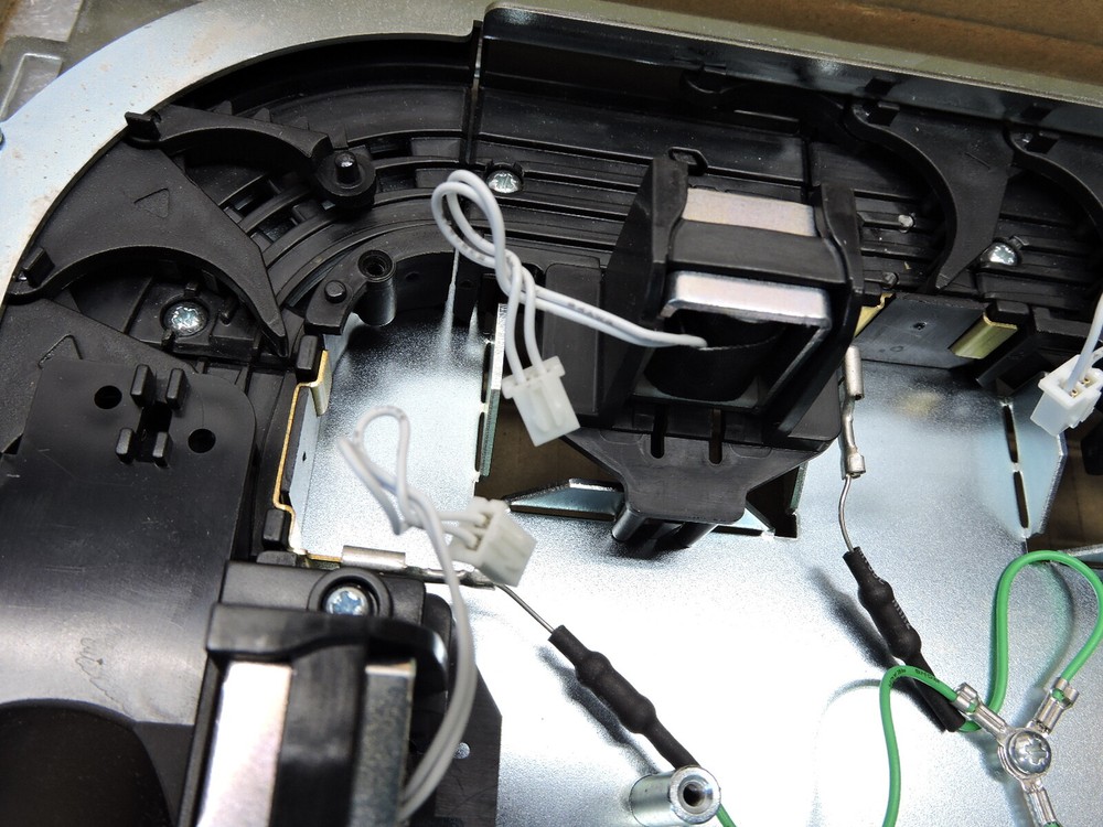 IBM Toshiba 4888-E11 Self Checkout Feed Carousel 80Y1663 - READ