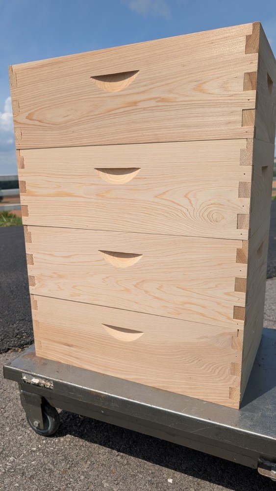 Beehive Bee Box Eight Frame Medium Honey Supers Cypress Langstroth