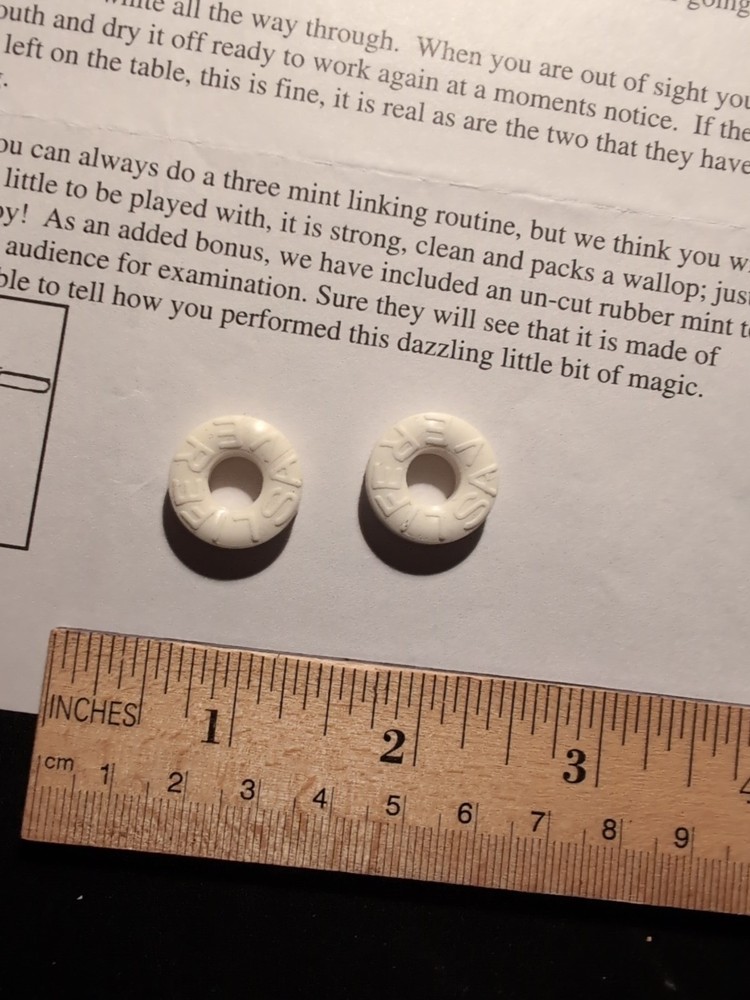 LINKING LIFESAVER CANDY Magic Trick