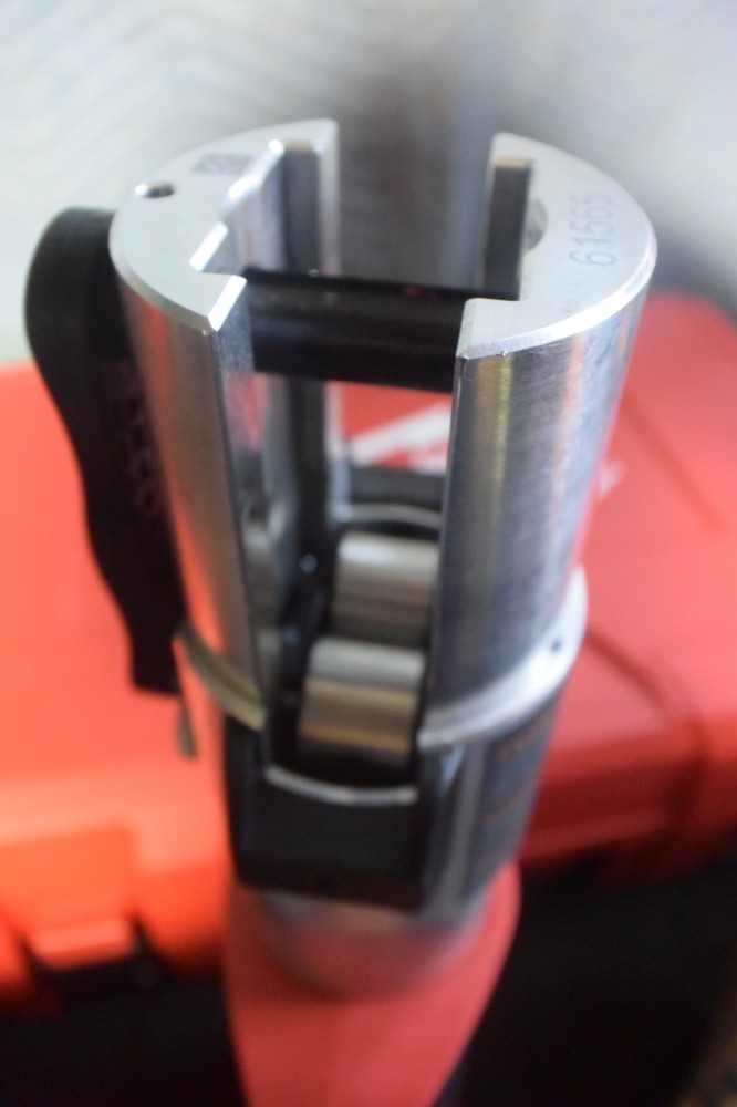 Milwaukee Press 2773-20L Long Throw Press Tool CLEAN!!!!!!