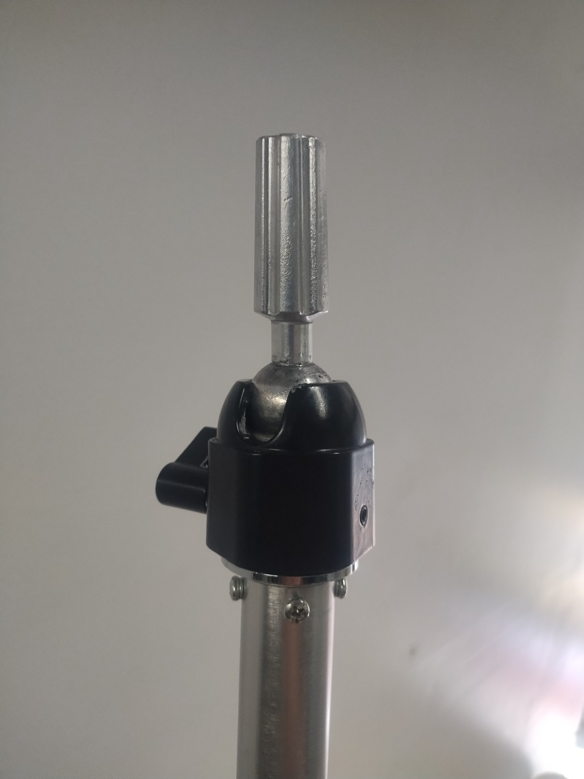 Paul Mitchell School Pro Mannequin Styling Head holder Tripod with Carrying Case