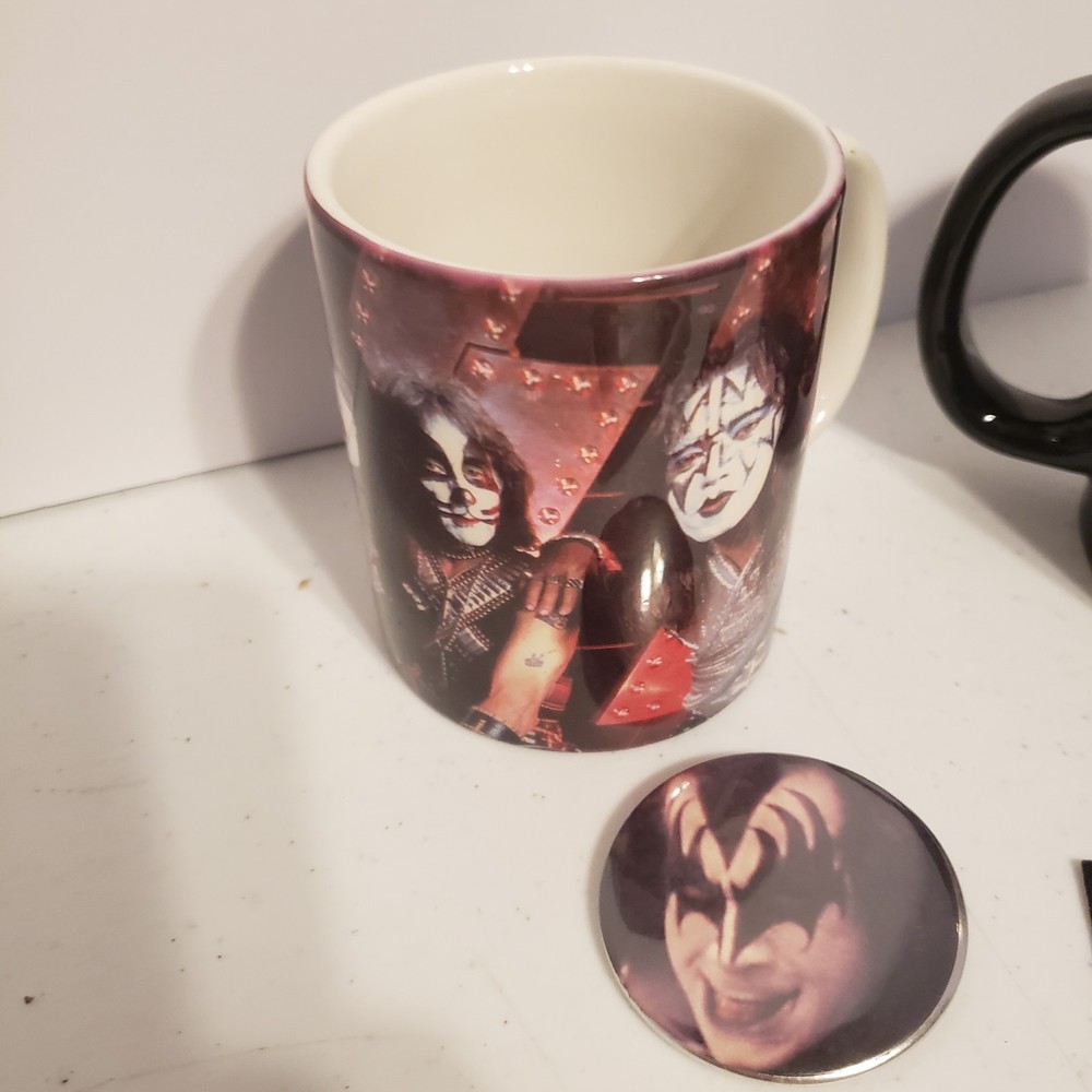kiss memorabilia lot Mugs Coaster Pin Patch