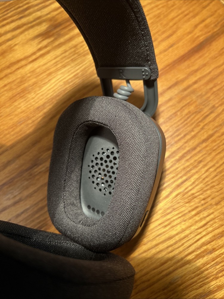 Logitech Zone Vibe Wireless Bluetooth Headphones Graphite