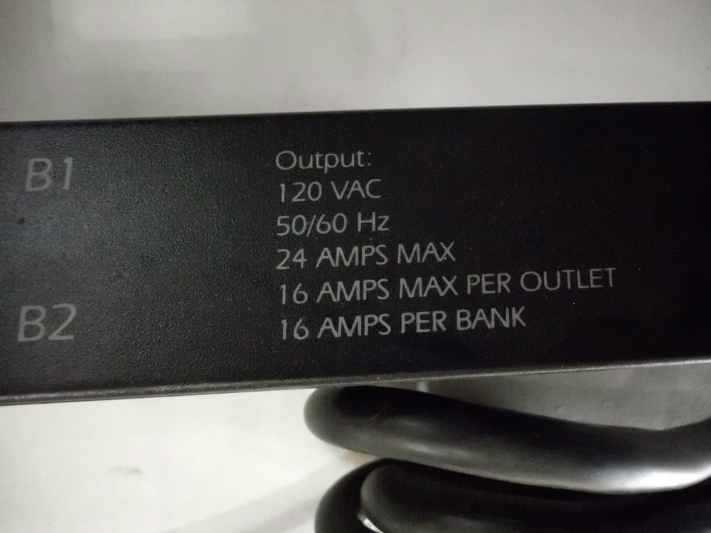New APC Basic Rack PDU Zero U Power distribution strip (160)