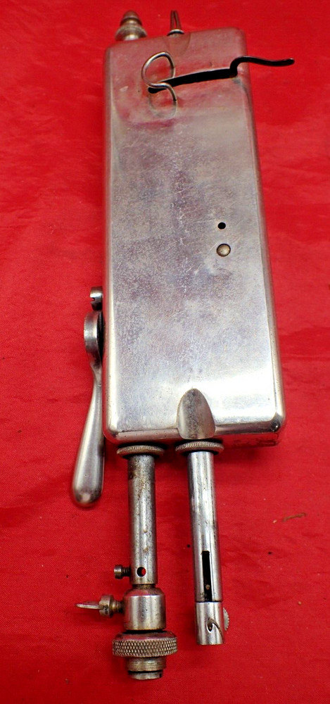 VINTAGE ELDREDGE B SEWING MACHINE PARTS Front Assembly