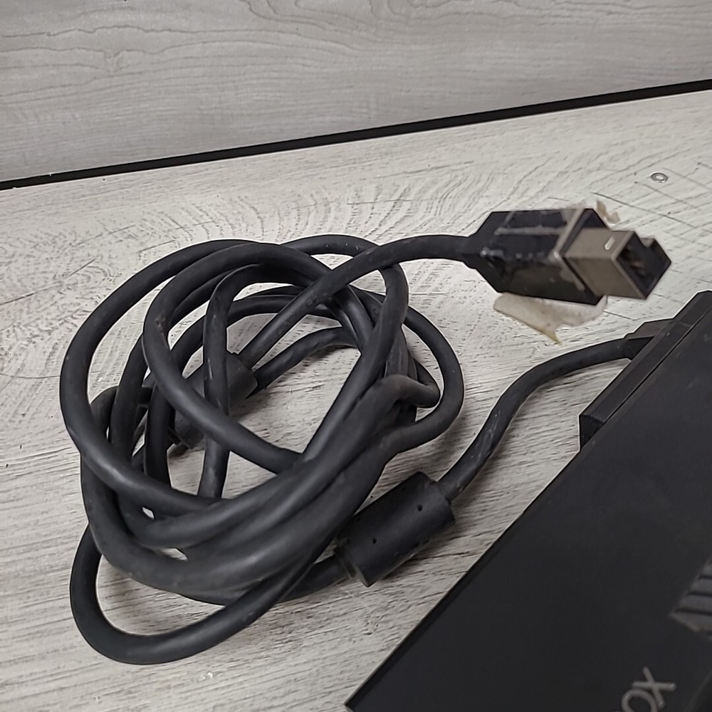 Microsoft Xbox One Kinect Wired Motion Sensor Black Model 1520 OEM