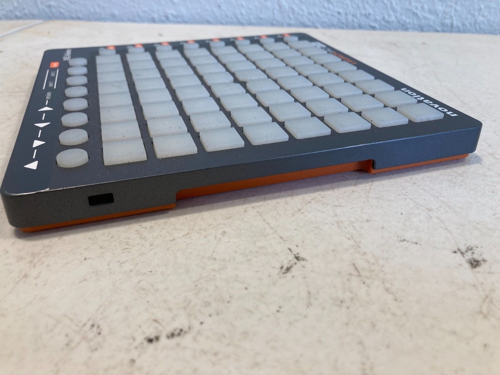 Novation Launchpad Mini FL Studio Ableton Controller Interface