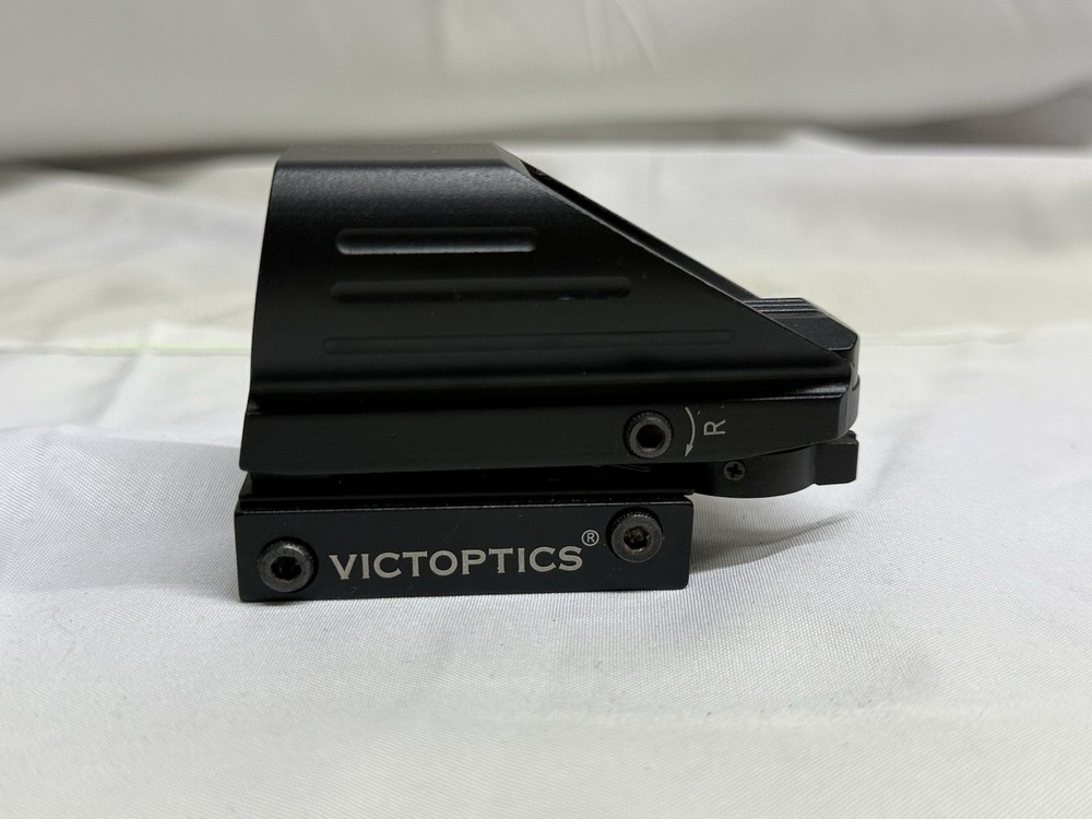 VictOptics 1x22x33 Red Dot Sight