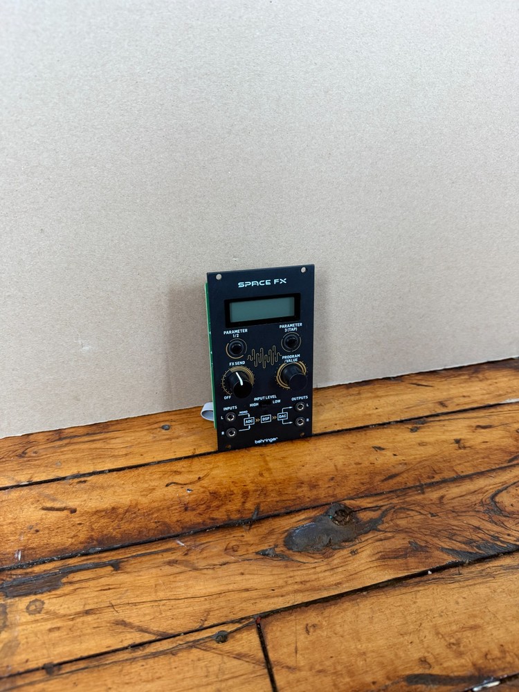 Behringer Space FX 24-Bit Stereo Multi-Effects Eurorack Module