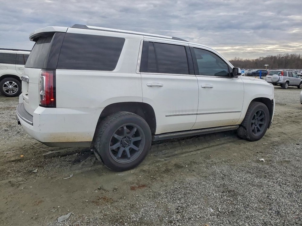 YUKON 2015 Glove Box 4938904