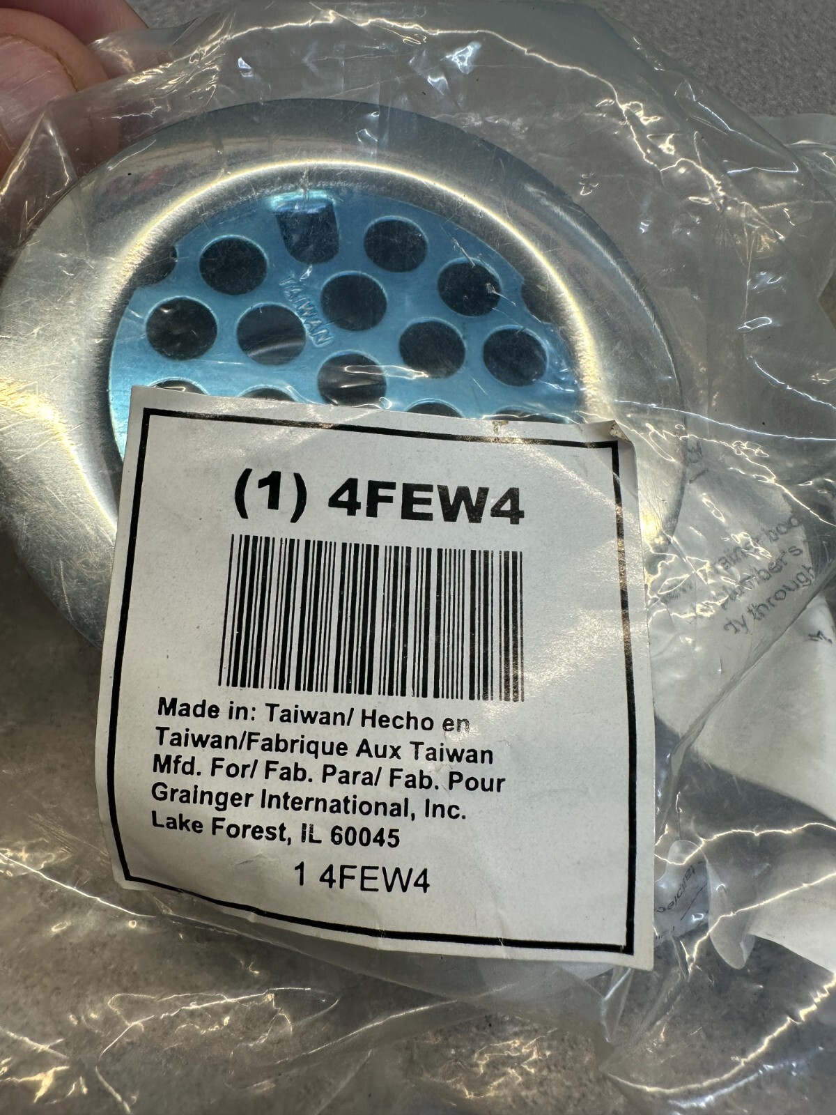 GRAINGER 4FEW4 Sink Drain,D 1-1/2", L 1-1/2", SS. (LOT OF 2) NEW FREE SHIPPING.