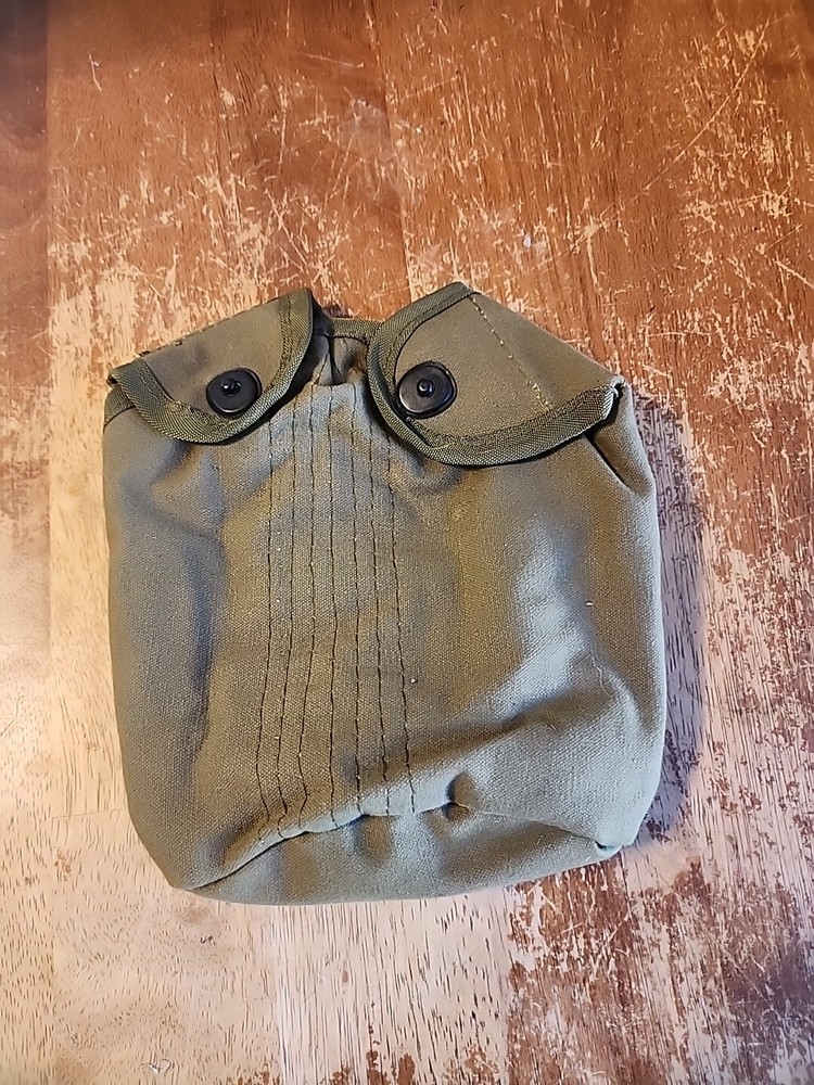 ORIGINAL WWII US ARMY M1942 CANTEEN CARRIER COVER-OD#7 GREEN