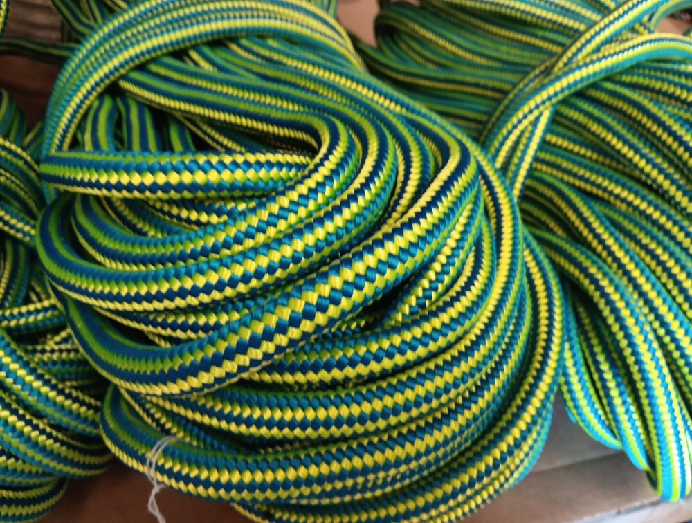 9/16 " x 64 ft. Double Braid Polyester. Arborist Industrial Rope. Blue/Lime