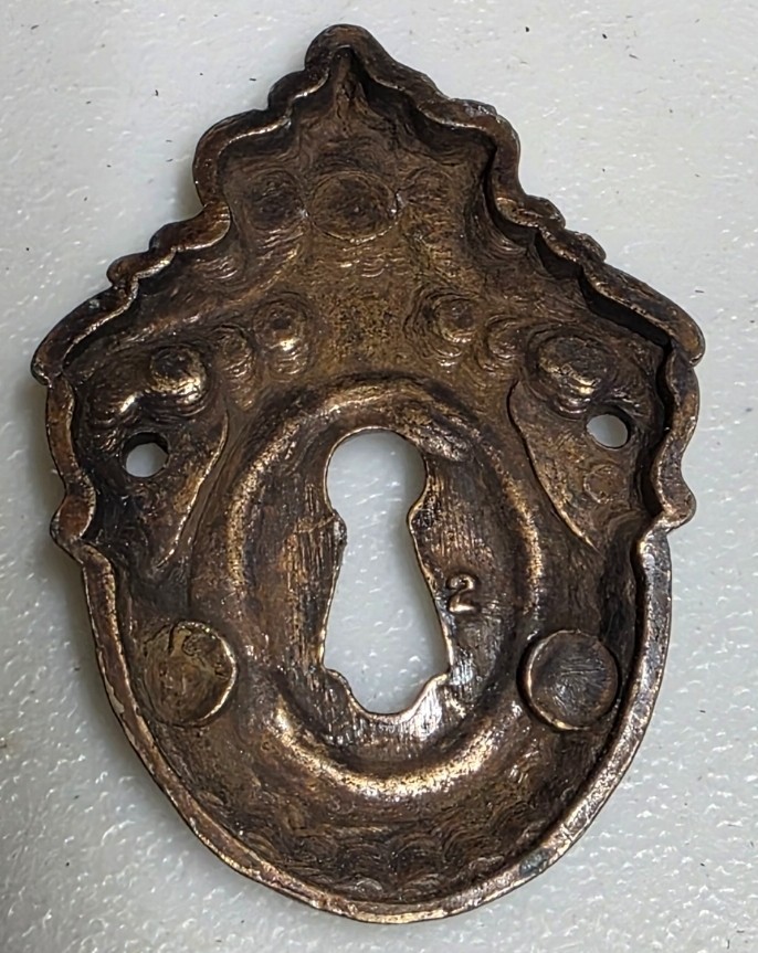 Bronze color Drawer Pulls Backplates Knobs & Keyhole Escutcheon Set